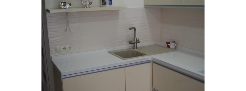 Мойки из кварца в цвет столешницы